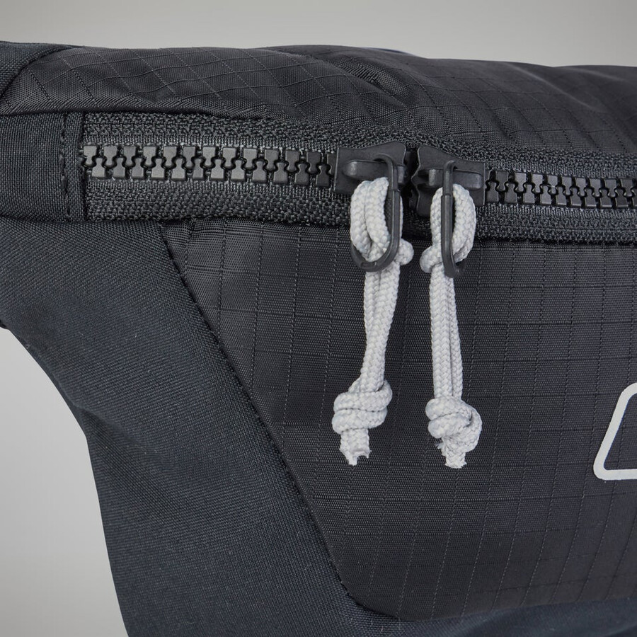 unisex carryall bum bag - black berghaus