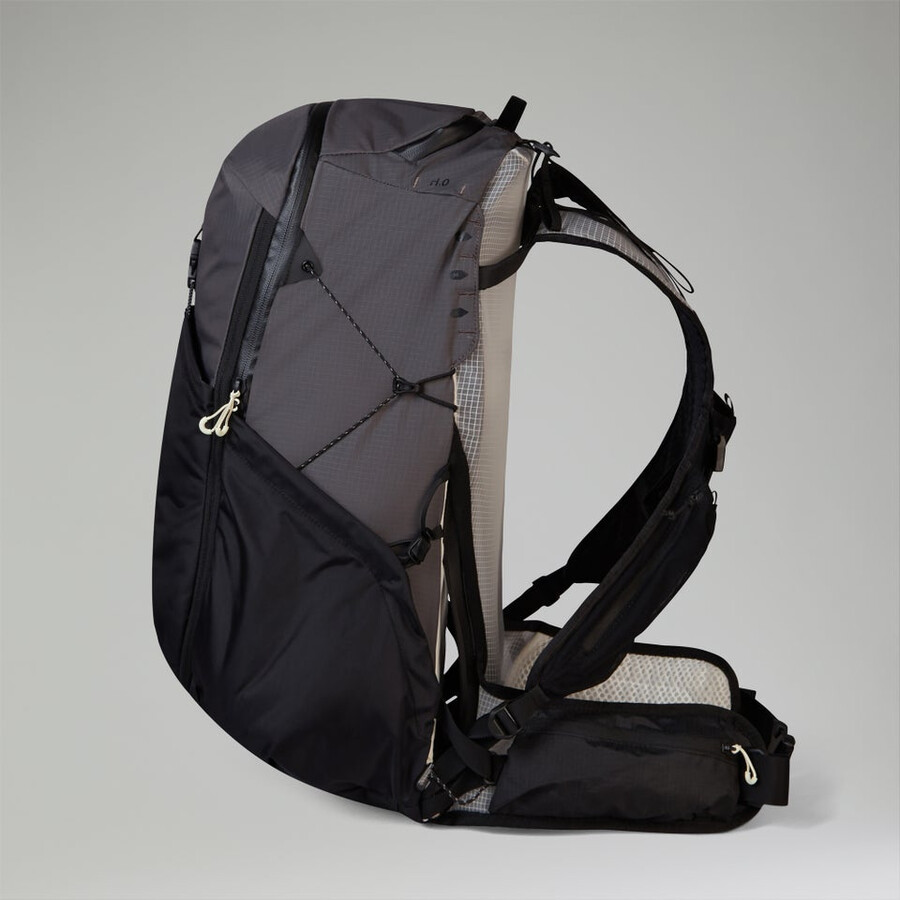 unisex 3d freeflow 305l pack greyblack berghaus