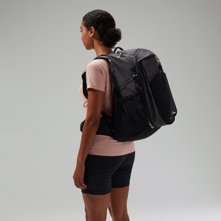unisex 3d freeflow 305l s pack greyblack berghaus
