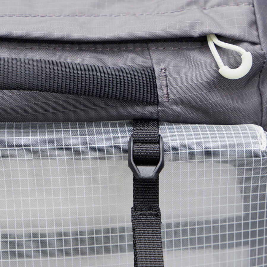unisex freeflow 30l pack greyblack berghaus