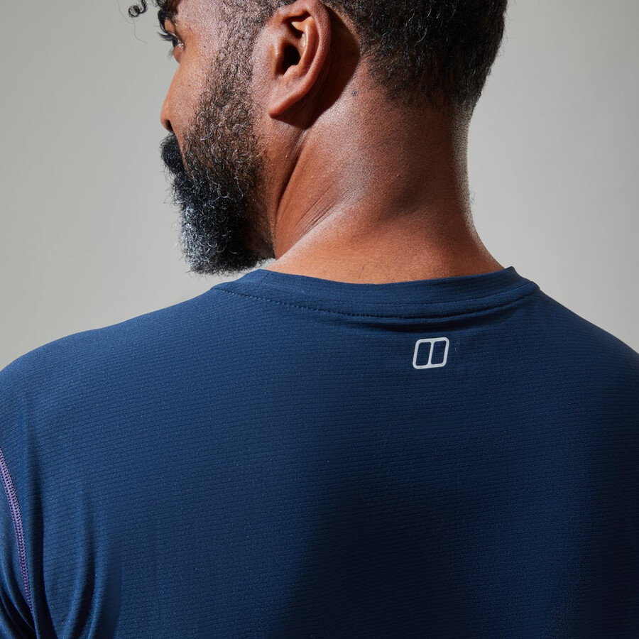 mens 247 tech tee super stretch crew - dark blue berghaus