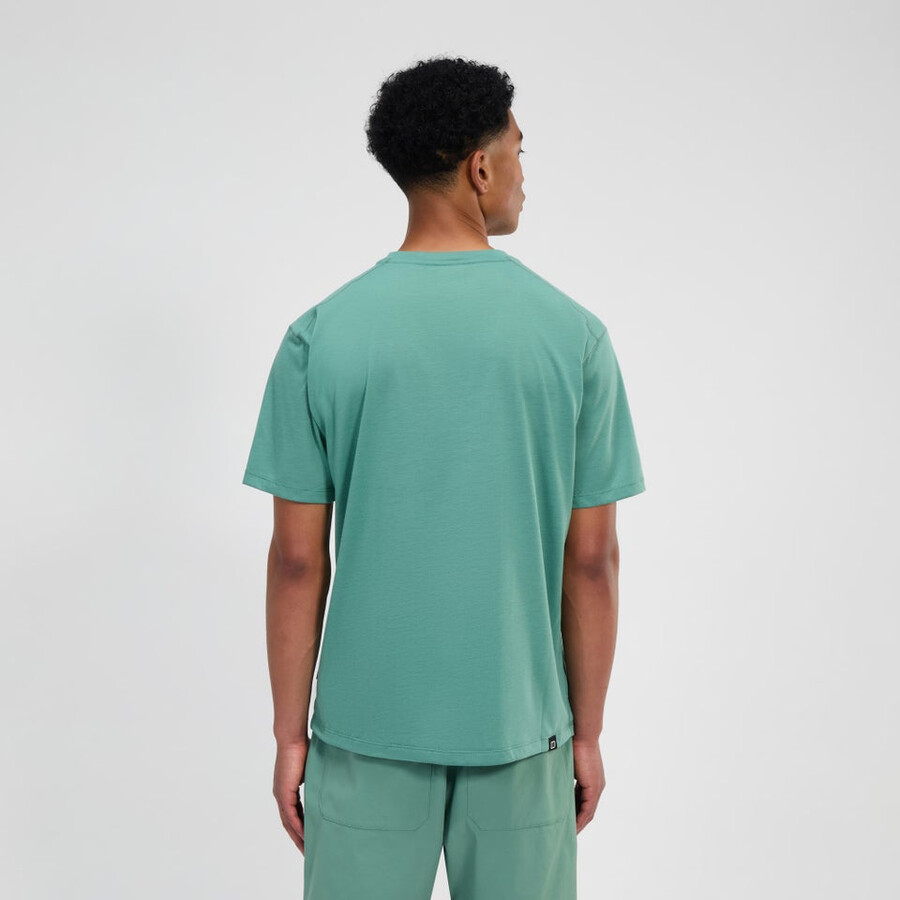 mens relaxed short sleeve tech tee - green berghaus
