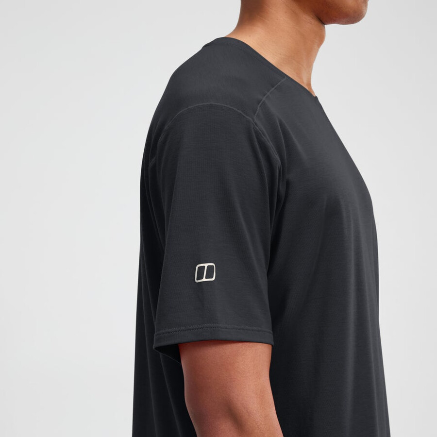 mens berghaus delta short sleeve tech tee - black berghaus