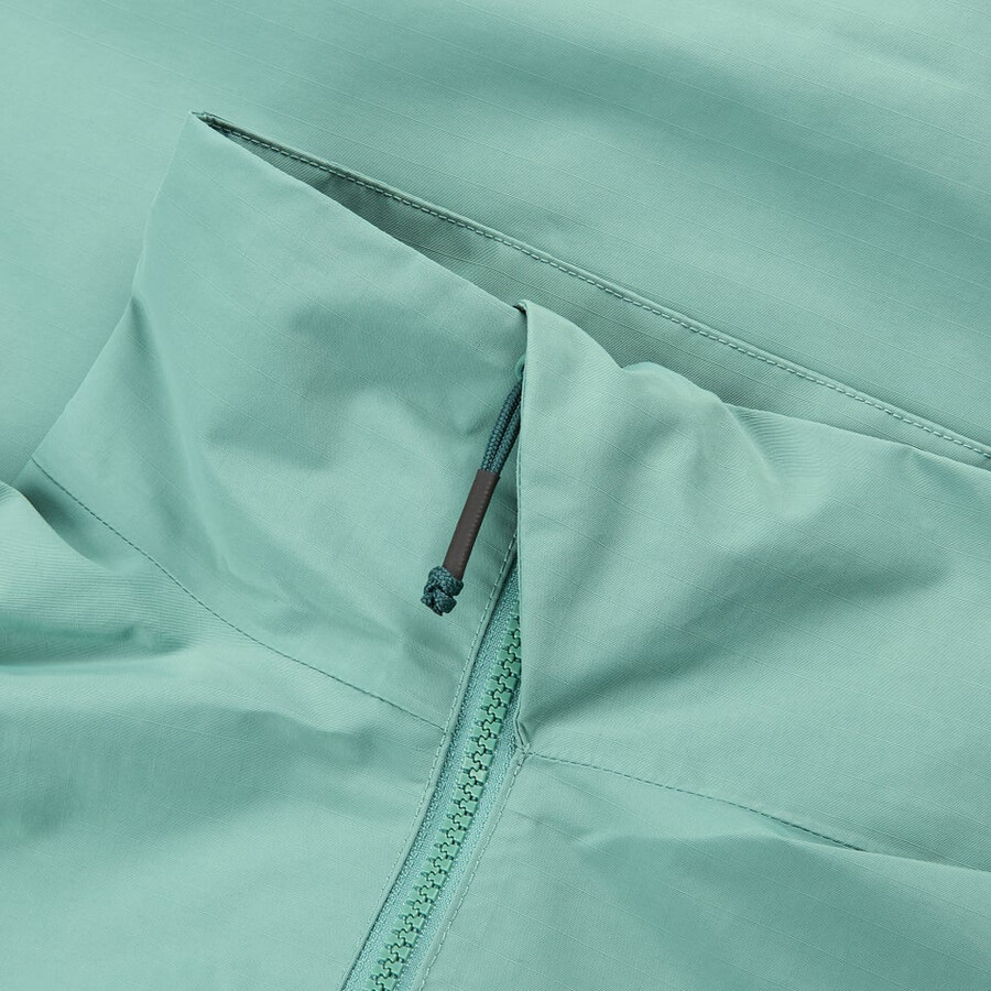 mens woodwalk waterproof jacket - green berghaus