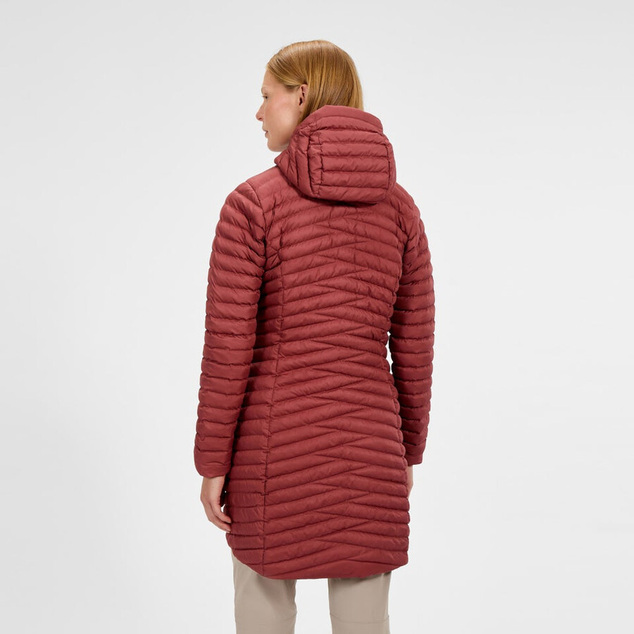 womens nula micro synthetic insulated long jacket - red berghaus