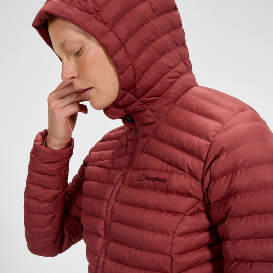 womens nula micro synthetic insulated long jacket - red berghaus