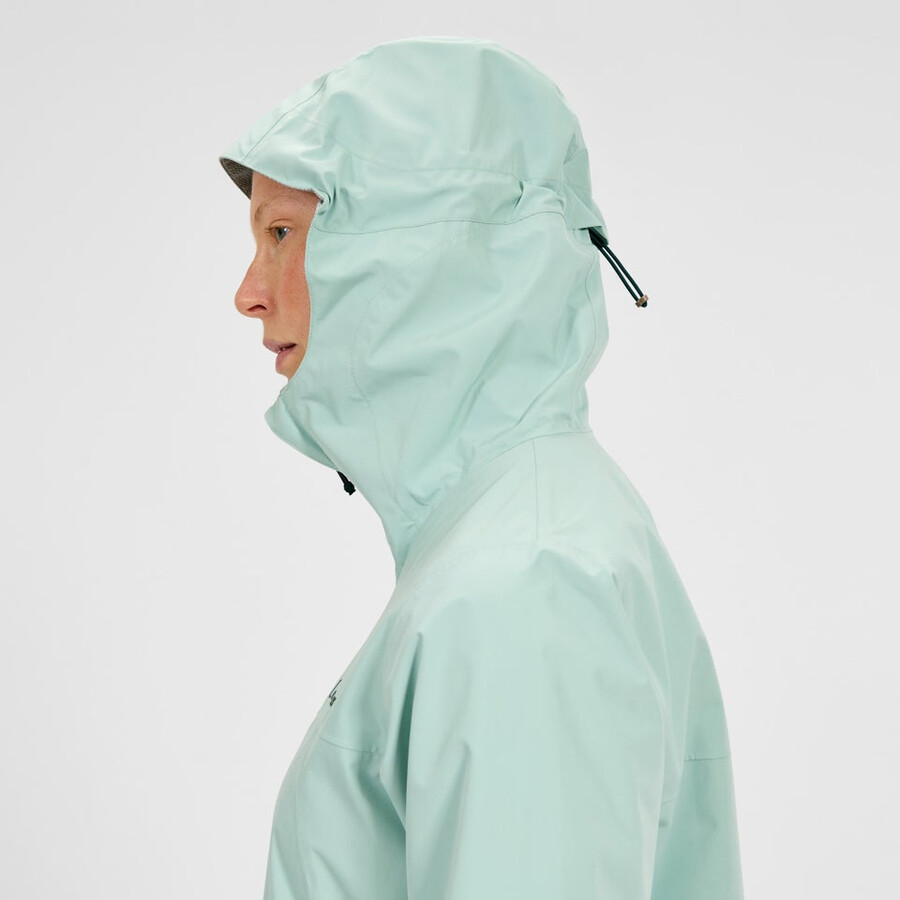 womens deluge pro 3.0 waterproof jacket - green berghaus