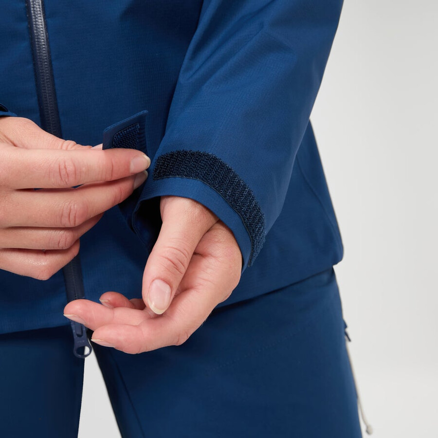 womens summit seeker gore-tex jacket - blue berghaus
