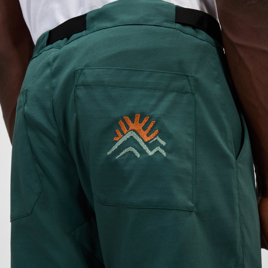 unisex sunned peak short - green berghaus