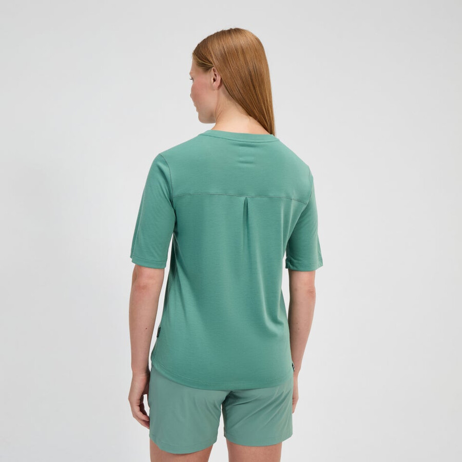 womens coneflower short sleeve tee - green berghaus