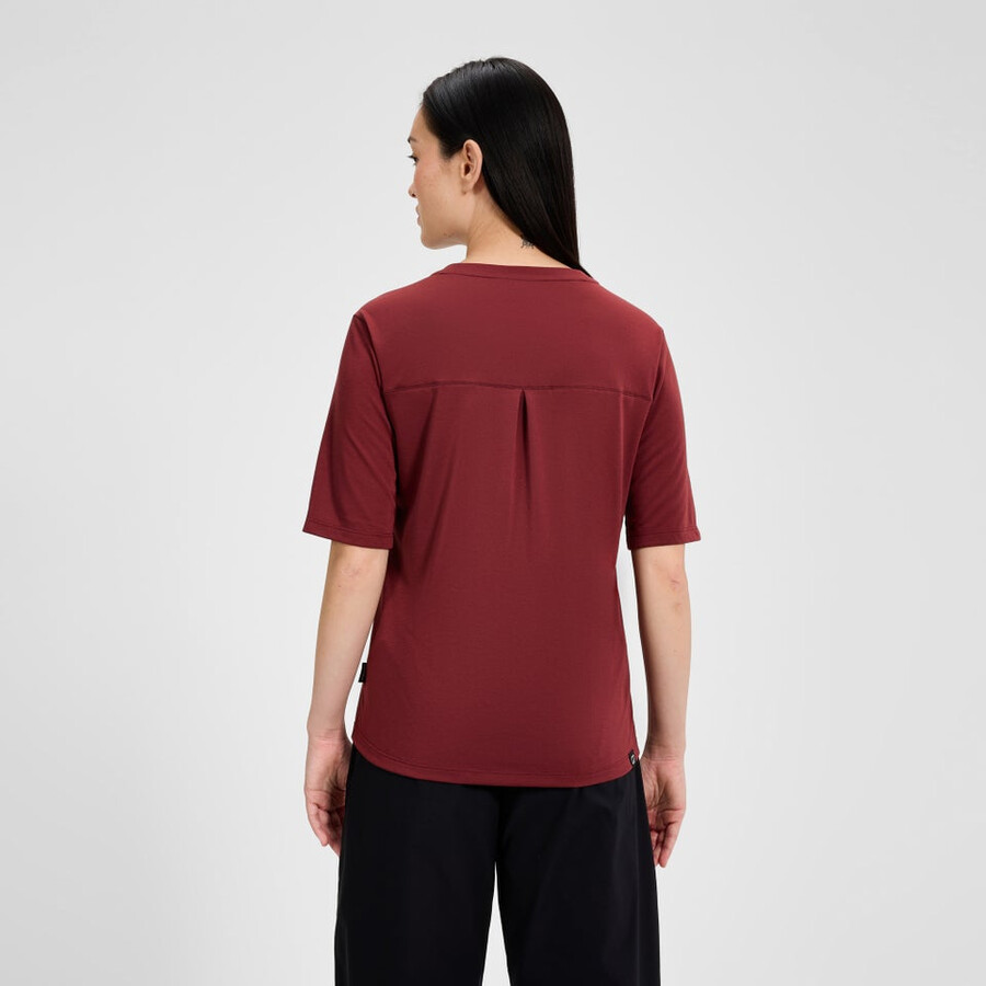 womens coneflower short sleeves tee - red berghaus