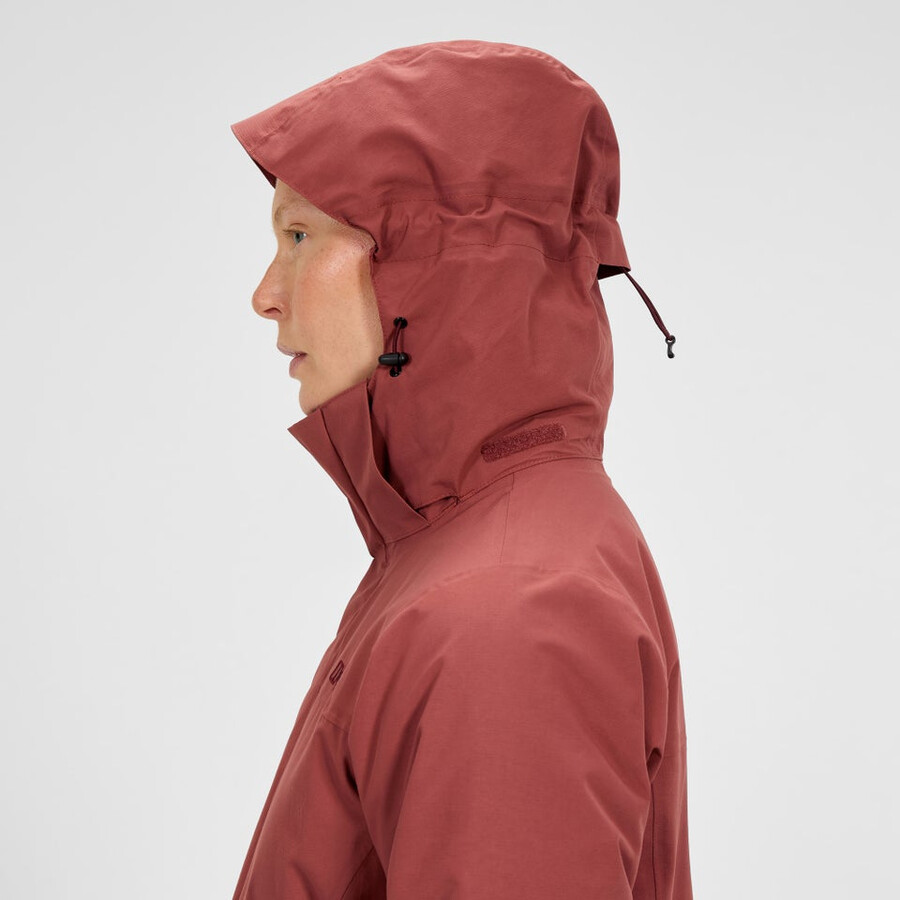 womens hillwalker 2.0 interactive gore-tex waterproof jacket - red berghaus